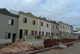 Casa para locao  em Atibaia/SP - Jardim Colonial REF:C2321