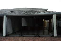 House for sale  in Atibaia/SP - Jardim Alvinpolis REF:C2040