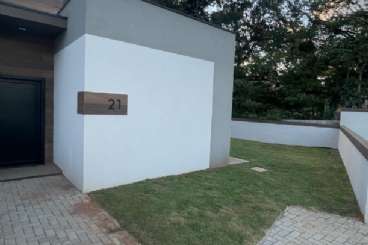 Casa em Condom�nio/loteamento Fechado em Atibaia/SP  Marmeleiro REF: C2311