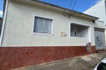 Casa em Atibaia/SP  Centro REF: C2342