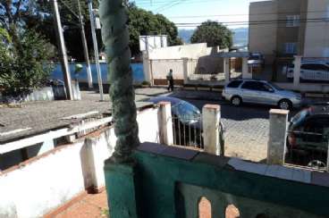Casa em Atibaia/SP  Centro REF: C1686