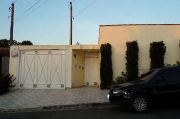 Casa em Atibaia/SP  Jardim dos Pinheiros REF: C1717