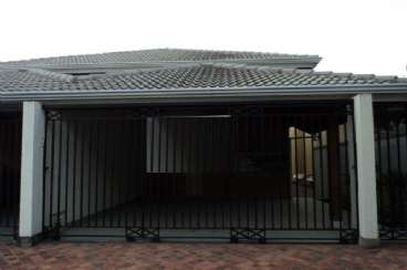 Casa em Atibaia/SP  Jardim dos Pinheiros REF: C1718