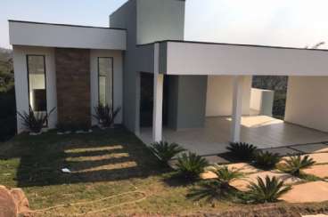 Casa em Condom�nio/loteamento Fechado em Atibaia/SP  Condominio Serra da Estrela REF: C1992