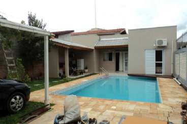 Casa em Atibaia/SP  Vila Thais REF: C2060